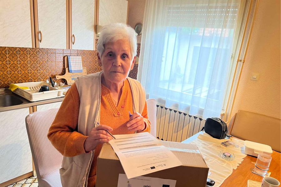 Podjela paketa pripadnicima ciljne skupine projekta „Svi ZAjedno 4“